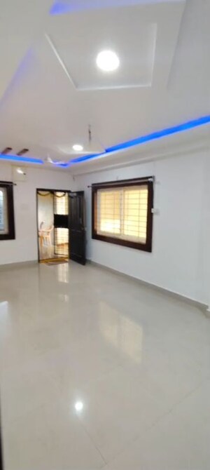 Room in 2 BHK Apartment at Sumashaila Vaddepally Enclave Apartments, Kukatpally – for Rent