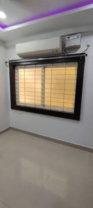 Room in 2 BHK Apartment at Sumashaila Vaddepally Enclave Apartments, Kukatpally – for Rent