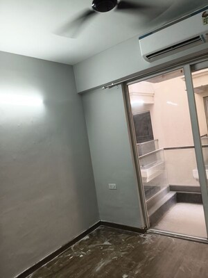 Room in 3 BHK Apartment at Signature Global City, Sector 37d – for Rent