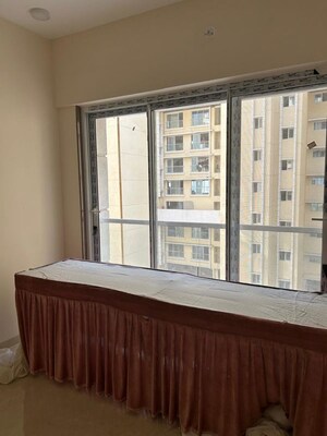 Room in 2 BHK Apartment at Tanishka Vikrant, Ghatkopar East – for Rent