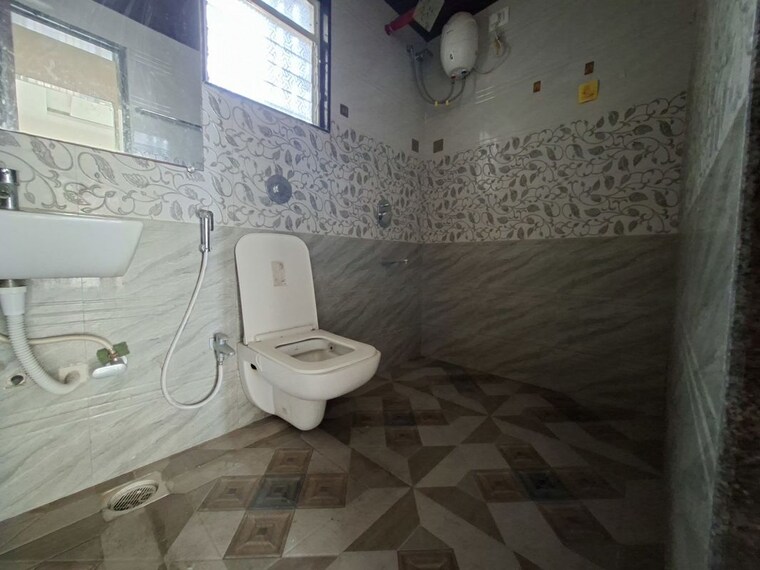 Bathroom, oval-apartments 3 Bedroom 8898983330 Sq.Ft. Apartment In Kharghar Navi Mumbai 10378837
