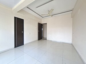 Room in 3 BHK Apartment at Oval Apartments, Kharghar – for Rent