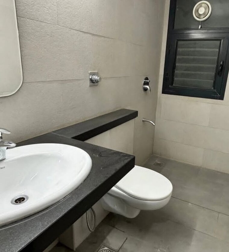 Washroom, sobha-city-gurgaon 2 Bedroom 1388 Sq.Ft. Apartment In Sector 108 Gurgaon 10378838