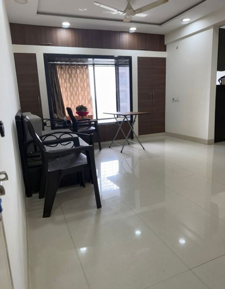 Team Area, venus-upvan-chs 2 Bedroom 1050 Sq.Ft. Apartment In Gawand Baug Thane 10378840