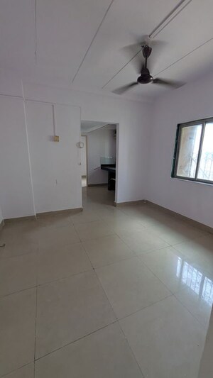 1 RK Apartment For Rent in New Mhada Tower, Malad West