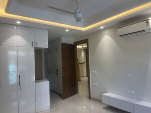 Room in 4 BHK Builder Floor at Kohli One Malibu Town, Sector 47 – for Rent