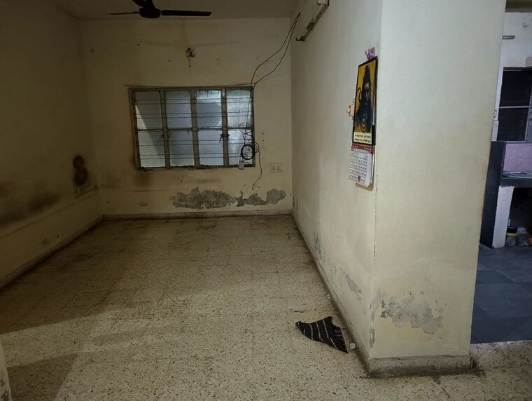 undefined, satellite 2 Bedroom 650 Sq.Ft. Apartment In Satellite Ahmedabad 10378854