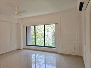 Room in 2 BHK Apartment at Arunis 19 Degree North, Santacruz West – for Sale
