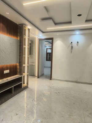 Room in 3 BHK Builder Floor at Sector 7 Dwarka – for Rent