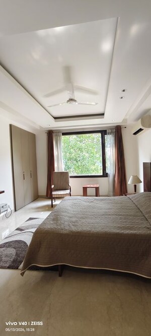 Bedroom in 3 BHK Apartment at Defence Colony – for Rent