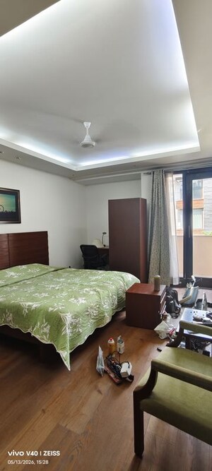 Bedroom in 3 BHK Apartment at Defence Colony – for Rent