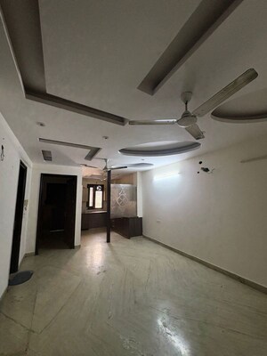 3 BHK Builder Floor For Rent in Rajouri Garden