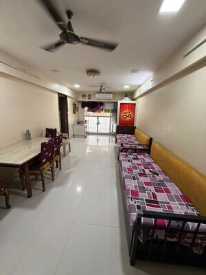 Team Area in 2 BHK Apartment at Earth Classic, Matunga – for Sale