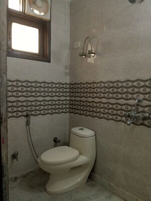 Bathroom in 1 BHK Apartment at Saket – for Rent