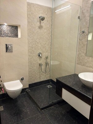 Bathroom in 4 BHK Builder Floor at Dlf Phase ii – for Rent