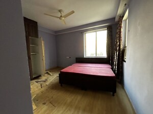 Room in 3 BHK Apartment at Jaypee Green Wish town Klassic, Sector 134 – for Sale