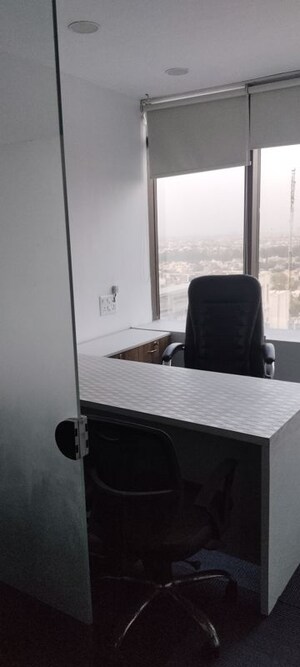 Bedroom in  Office Space at Netaji Subhash Place – for Rent