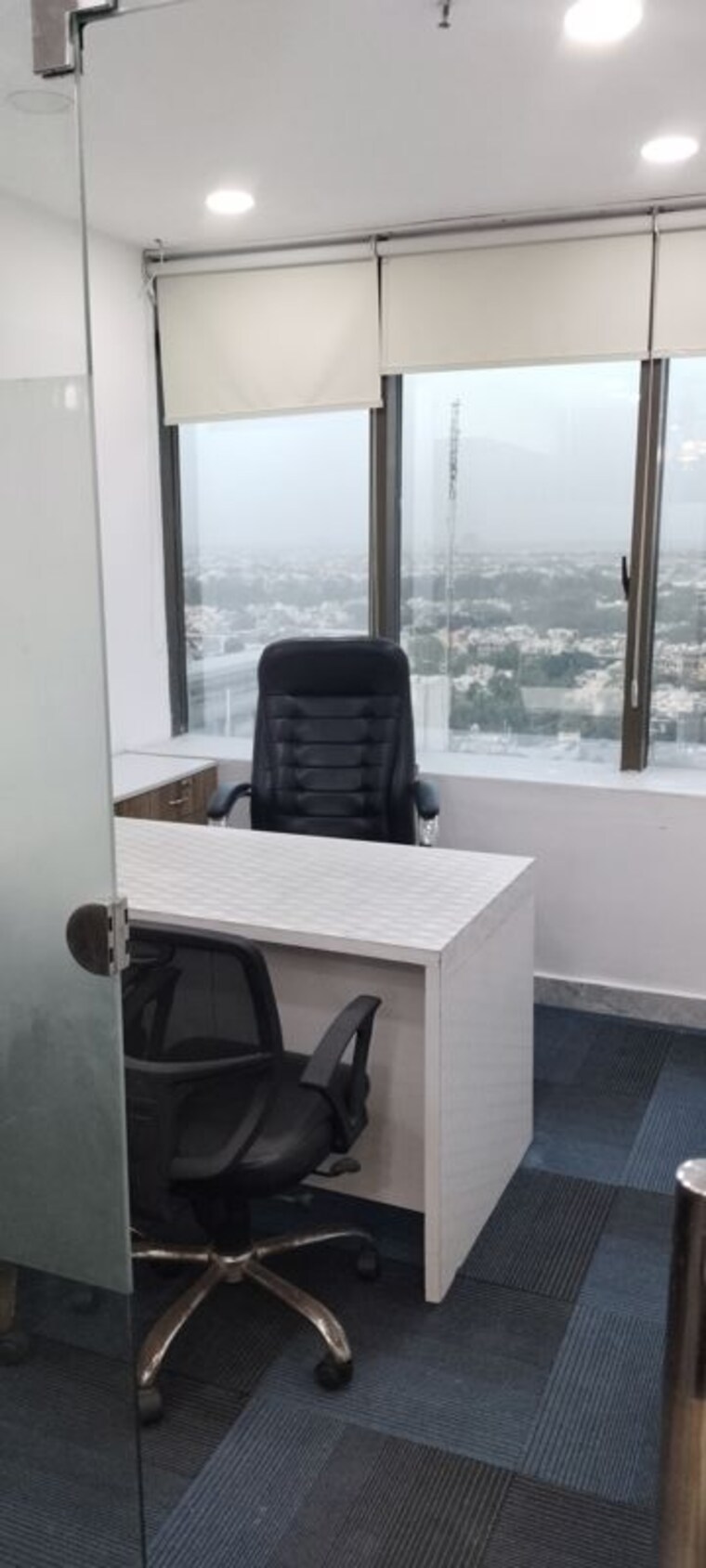 Team Area, netaji subhash place Commercial Office Space 850 Sq.Ft. In Netaji Subhash Place Delhi 10378988