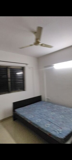 Room in 3 BHK Apartment at Ozone Urbana Aqua, Devanahalli – for Rent