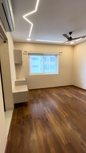 Room in 3 BHK Apartment at Poulomi Avante, Kokapet – for Rent