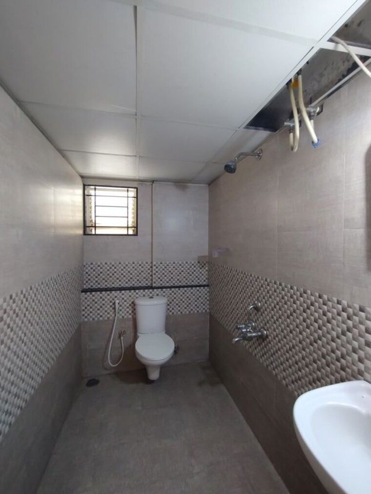 Bathroom, hsr layout 2 Bedroom 1289 Sq.Ft. Apartment In Hsr Layout Bangalore 10379012