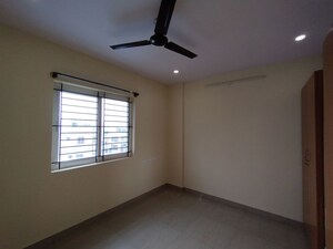 Room in 2 BHK Apartment at Hsr Layout – for Rent