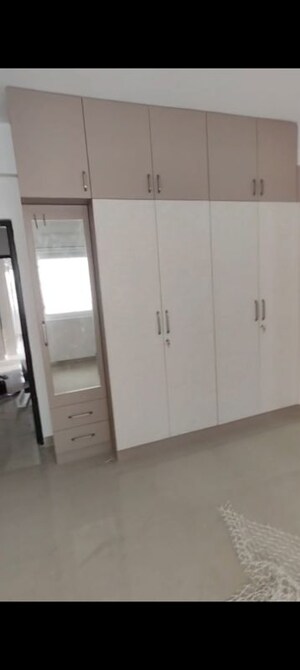 Room in 3 BHK Apartment at Ozone Urbana Pavilion, Devanahalli – for Rent