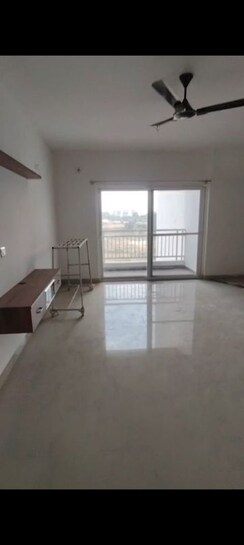 3 BHK Apartment For Rent in Ozone Urbana Pavilion