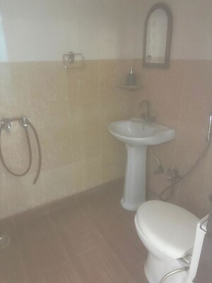 Bathroom in 2 BHK Builder Floor at Shakti Khand – for Rent