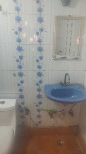 Bathroom in 2 BHK Builder Floor at Shakti Khand – for Rent