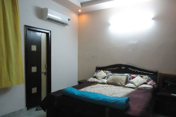 1 RkIndependent House For Rent in Old DLF