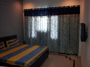 Bedroom in 1 RK Independent House at Old Dlf – for Rent
