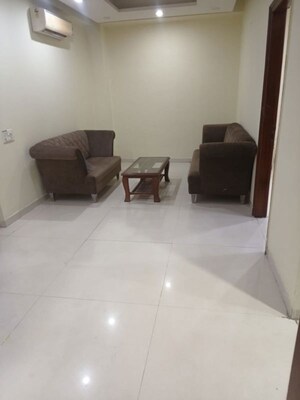 Living Room in 3 BHK Builder Floor at Sector 46 – for Rent