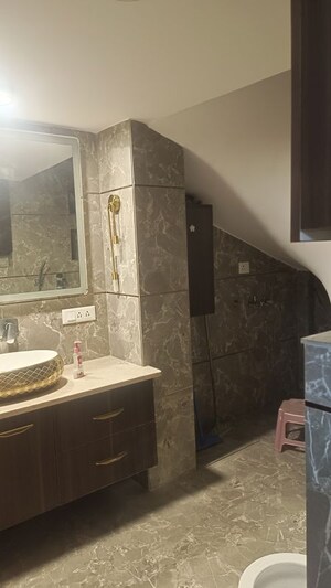 Kitchen in 2 BHK Builder Floor at Old Rajinder Nagar – for Rent
