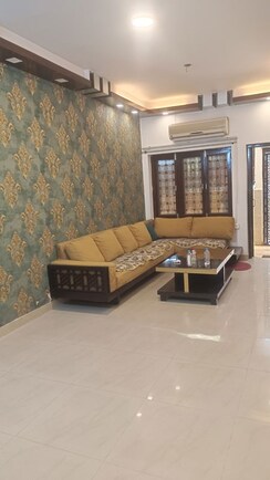 2 BHK + Pooja Room,Servant Room,Study Room Builder Floor For Rent in Old Rajinder Nagar