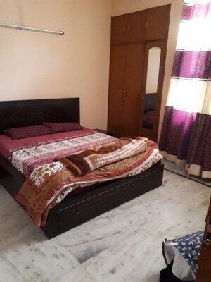 Bedroom in 3 BHK Builder Floor at Sector 15 – for Rent