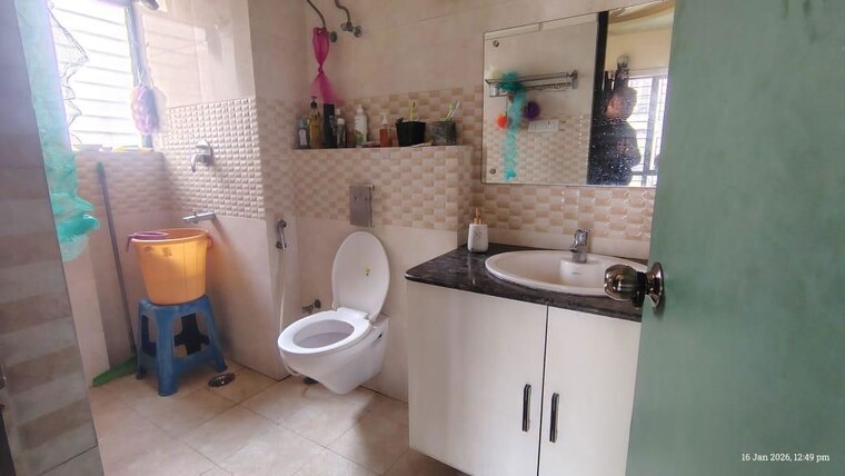 Bathroom, modello-highs 3 Bedroom 1841 Sq.Ft. Apartment In Garia Kolkata 10379108