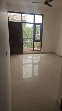 3 BHK Builder Floor For Sale in Omaxe Ambrosia