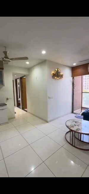 Room in 3 BHK Apartment at Thaltej – for Sale