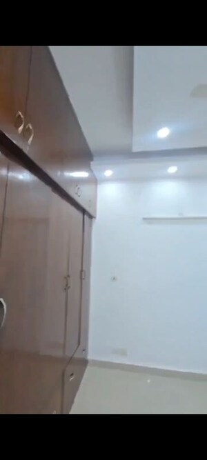 Furnished Amenities in 4 BHK Apartment at Sector 47 – for Rent