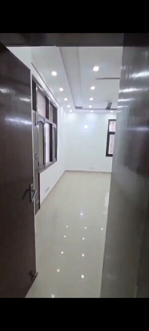 Kitchen in 4 BHK Apartment at Sector 47 – for Rent