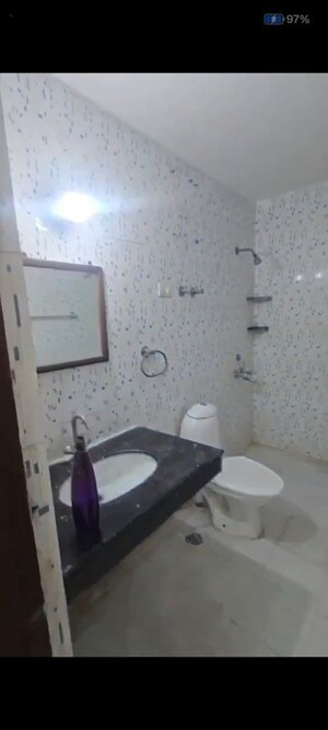Team Area in 4 BHK Apartment at Sector 47 – for Rent