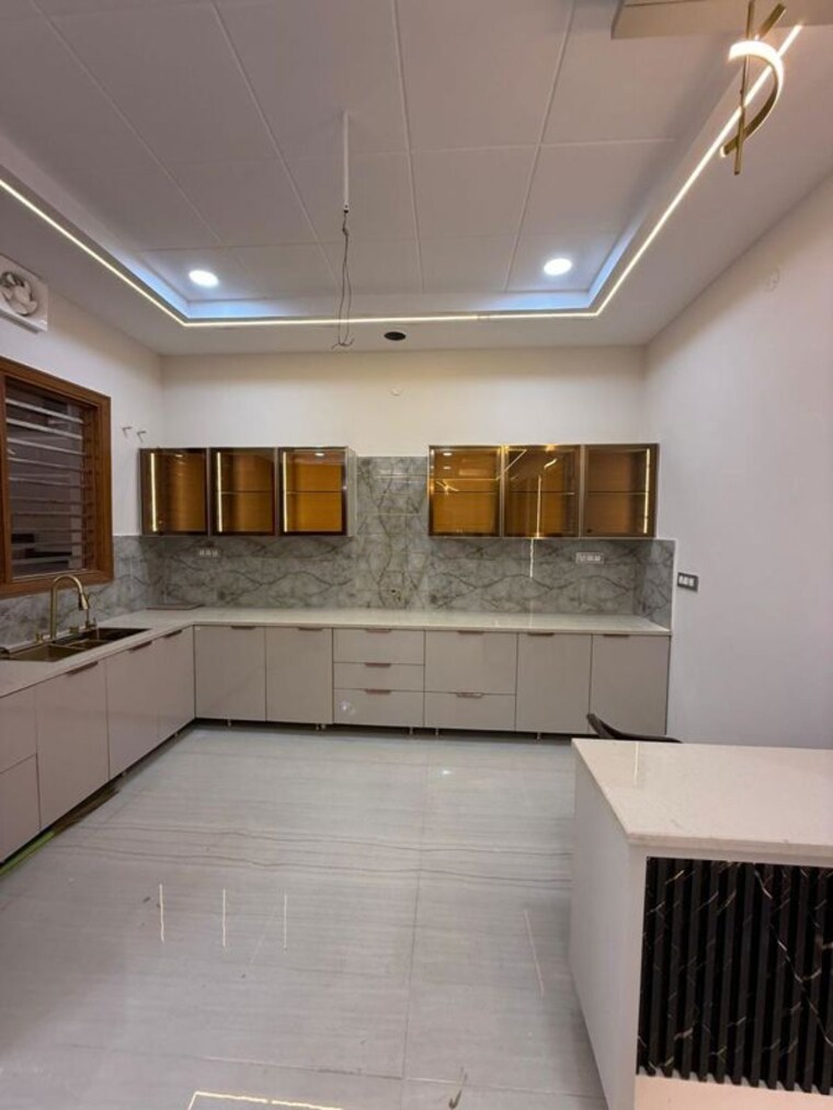 Kitchen, dlf-hyde-park 3.5 Bedroom 1250 Sq.Ft. Villa In South Mullanpur Chandigarh 10379120
