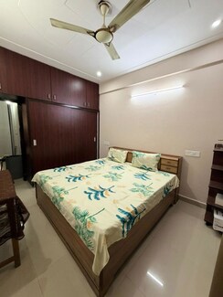 3 BHK + Extra Room Builder Floor For Sale in Guru Nanak Enclave