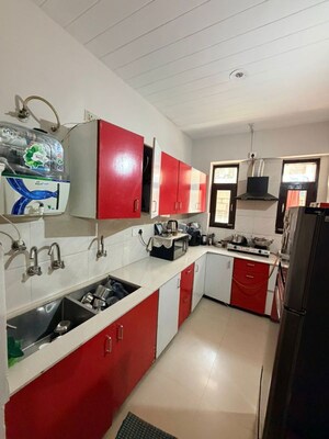 Team Area in 3 BHK Builder Floor at Guru Nanak Enclave, Dhakoli – for Sale