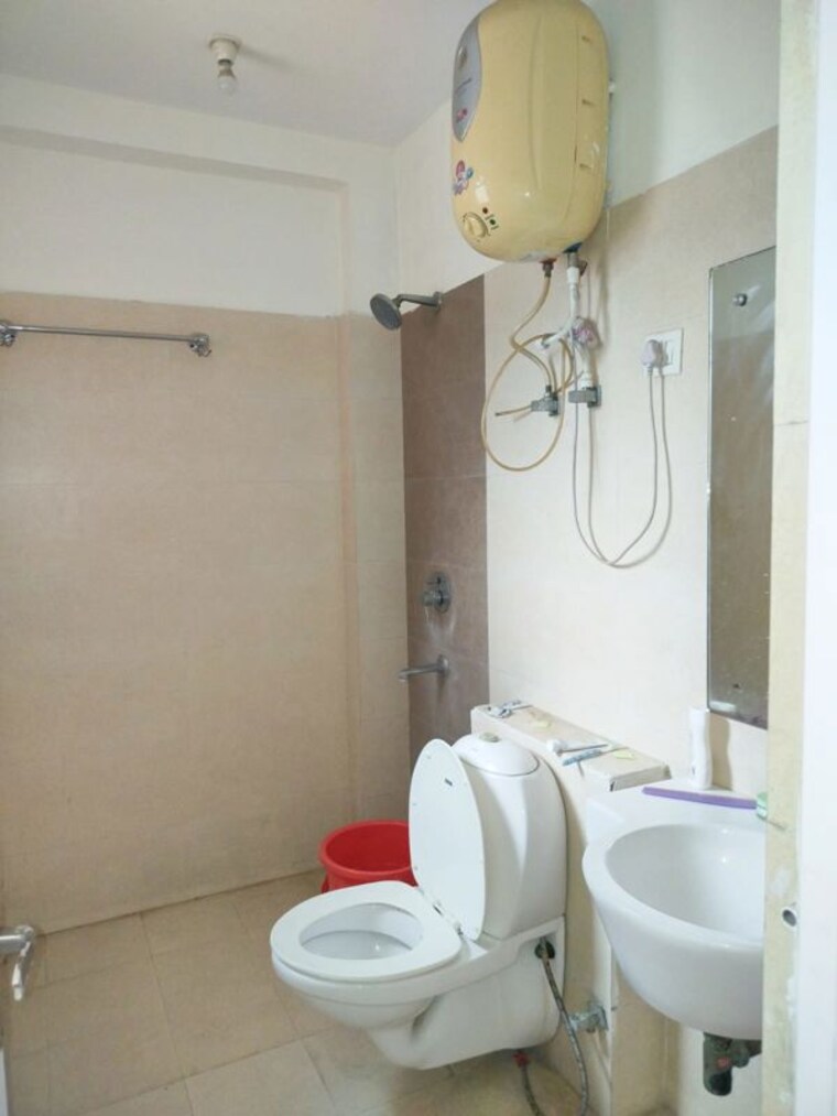 Bathroom, isrisinghpura 5 Bedroom 50000 Sq.Mt. Villa In Isrisinghpura Neemrana 10127049