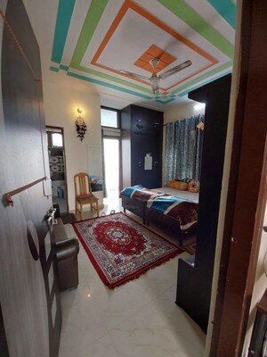 Bedroom in 2 BHK Builder Floor at Sector 45 – for Rent