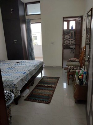 Living Room in 2 BHK Builder Floor at Sector 45 – for Rent