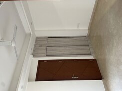 3 BHK + Servant Room Builder Floor For Sale in New Rajdhani Enclave