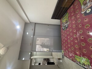 Furnished Amenities in 3 BHK Apartment at Signature Global City, Sector 37d – for Sale